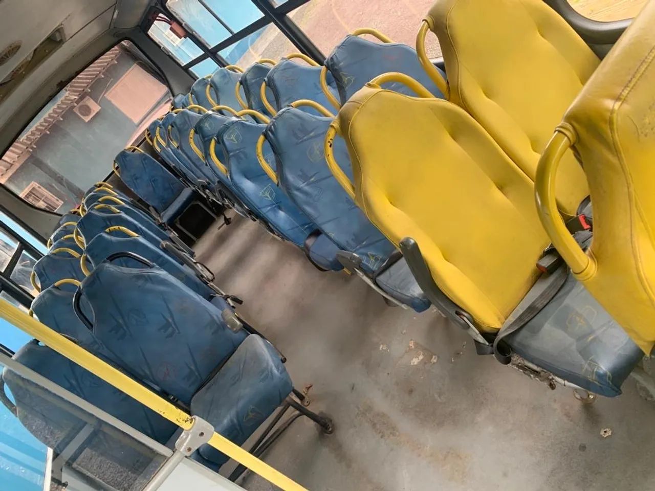 Micro-ônibus Neobus 2010 escolar com 32 lugares Motor 9150 - Foto 9