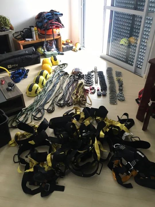 Equipamentos de escalada,rapel ou trabalho em altura