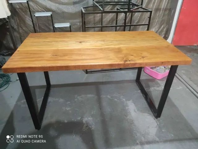 Mesa estilo industrial 