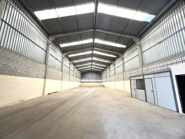 Oportunidade! Alugo Galpão Novo com 800m² em Serra - Nova Zelândia - R$ 11.500,00 - Foto 3