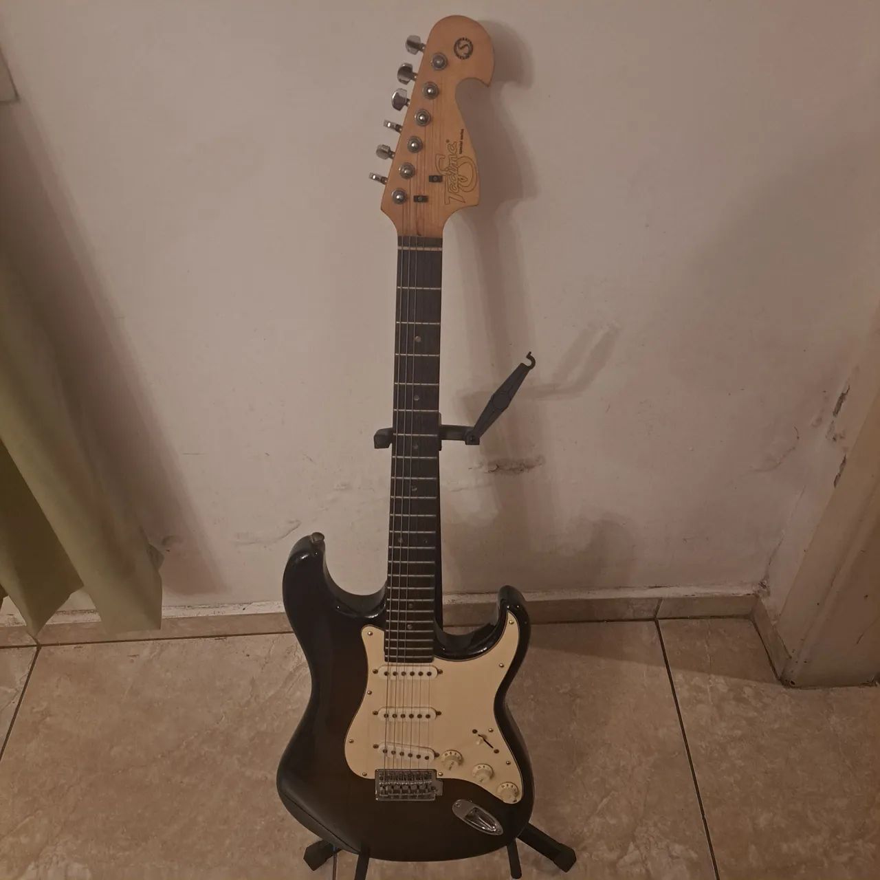 Guitarra Tagima T-735 Special - Foto 2