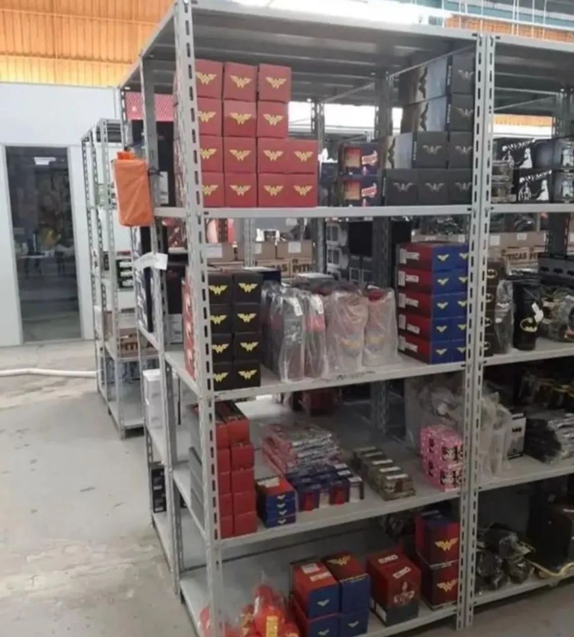 Prateleiras de aço 0,60x0,92x200 usada - Foto 4