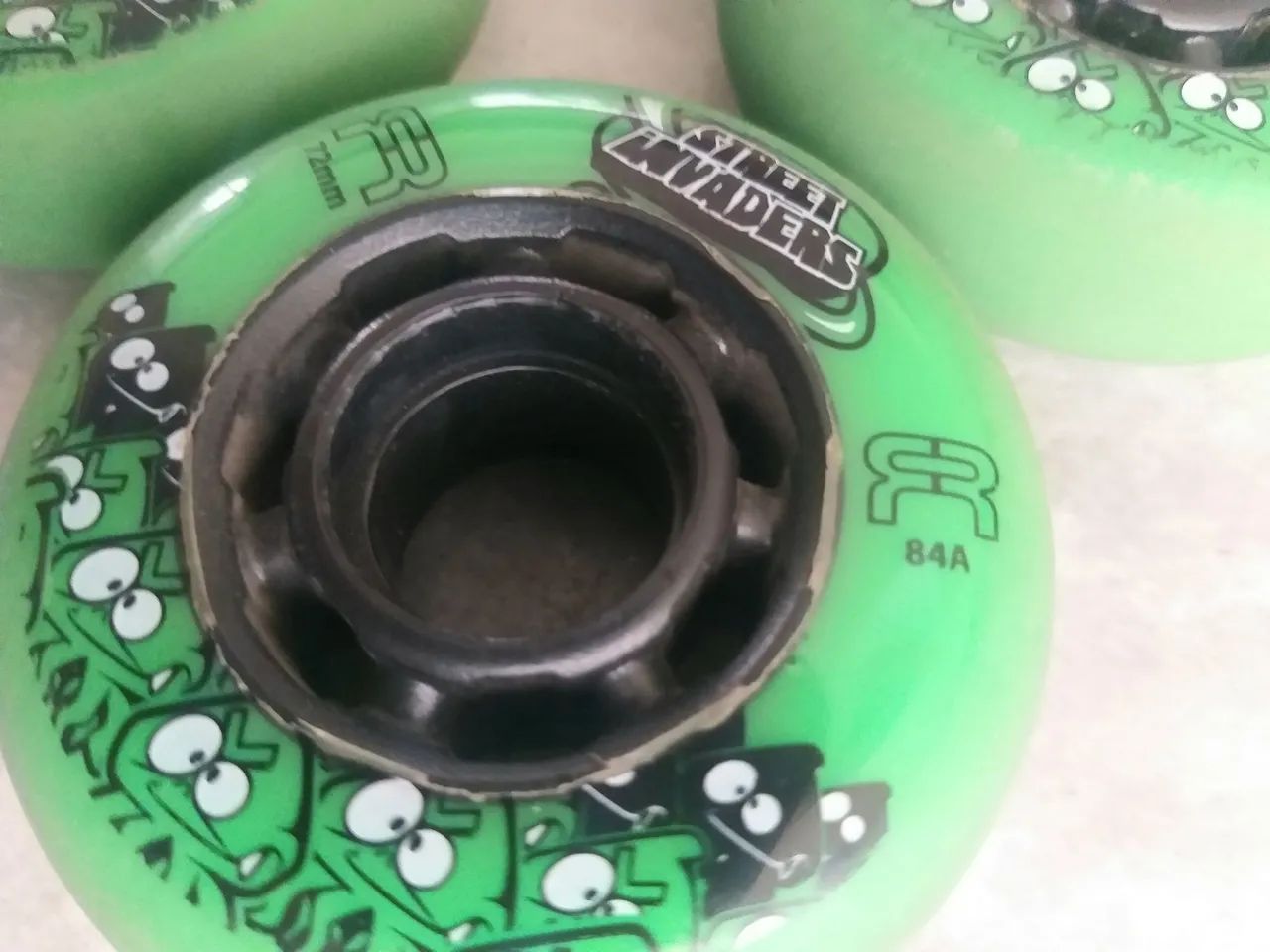 Jogo de 4 rodas patins FR street invaders 72mm - 84A - Foto 2