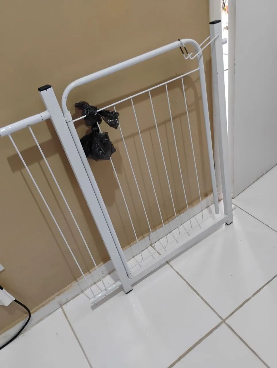 Cerquinha para bebê ou pet semi-nova - Foto 4