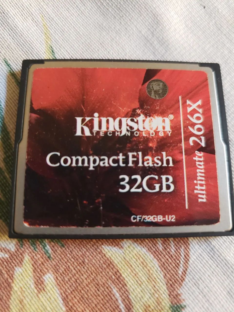 Compact Flash Kingston 32 Gb Ultimate 266X Cartão de Memória - Foto 2