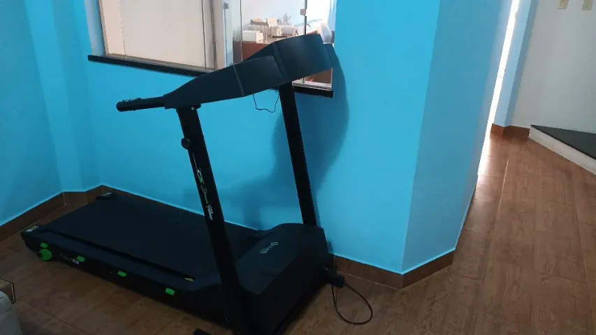 Esteira Eletrica / Eletronica usada Dream Fitness CONCEPT 2.5 BIVOLT, Preto.