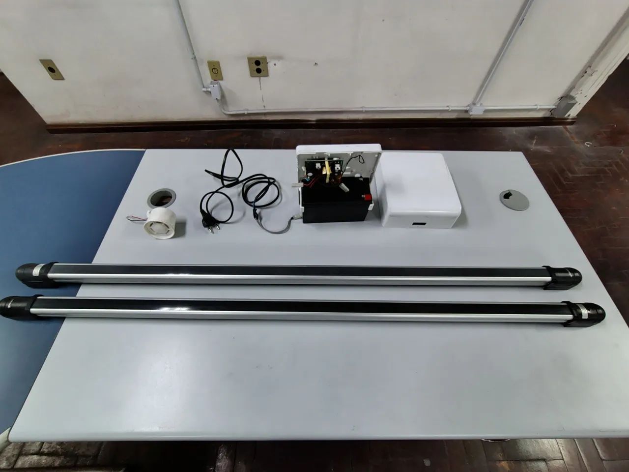 Alarme - Sensor Barreira Genno 100MT 6feixes + Bateria com Carregador + Sirene! Segurança 
