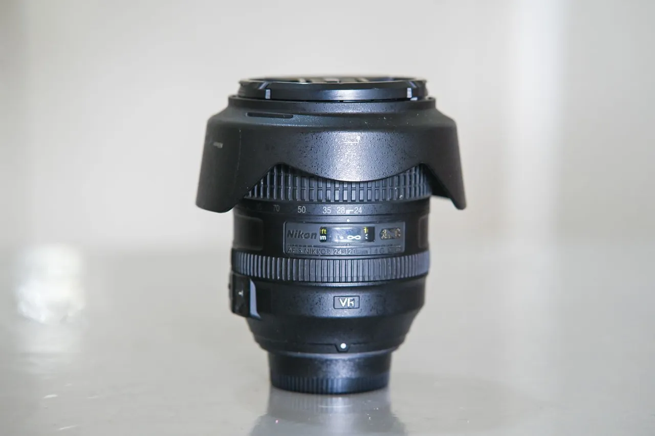Lente Nikon AF-S Nikkor 24-120mm f/4G ED VR