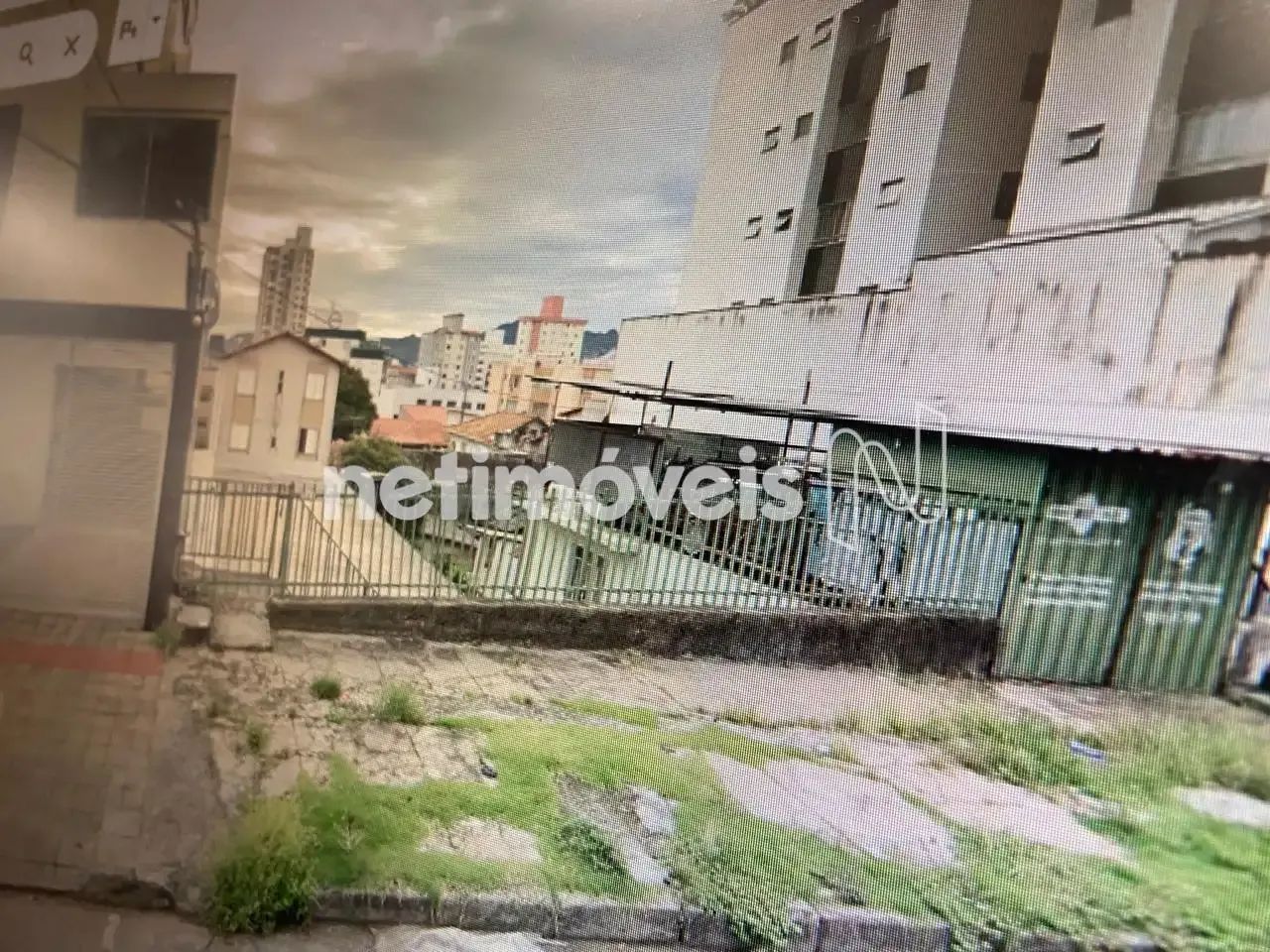 Localizado em uma rua plana e de fácil acesso - Foto 2