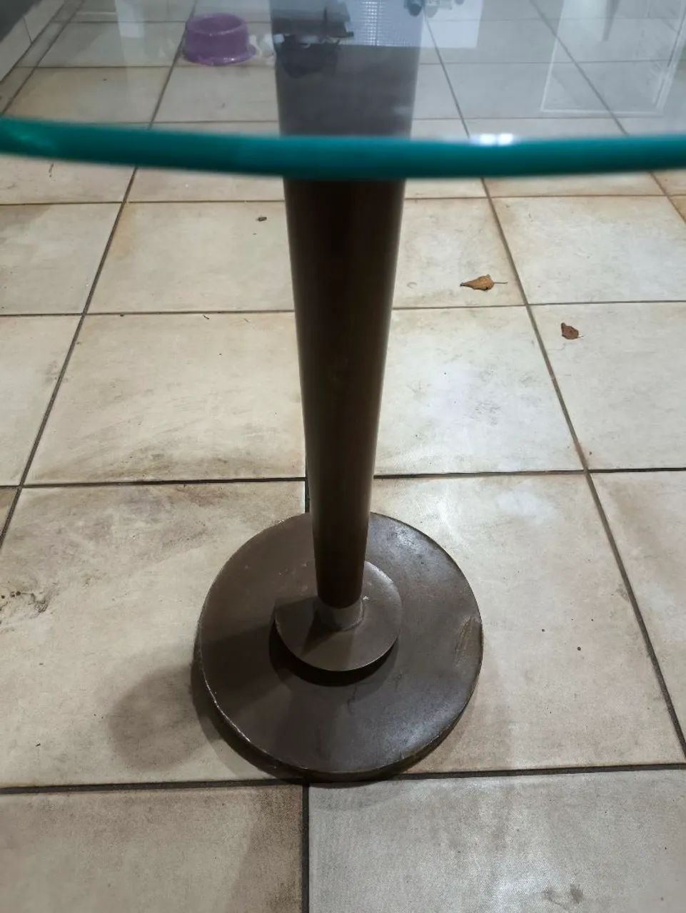 Mesa de centro em vidro com base de madeira - Foto 2