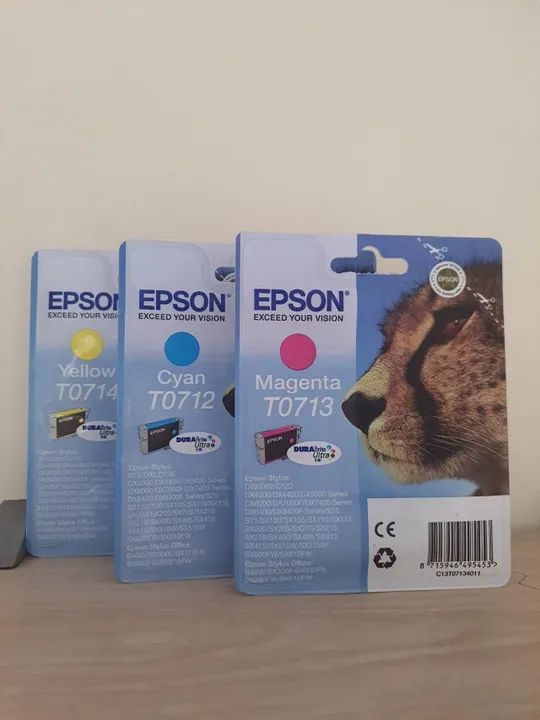 lote com cartuchos e toners diversos 