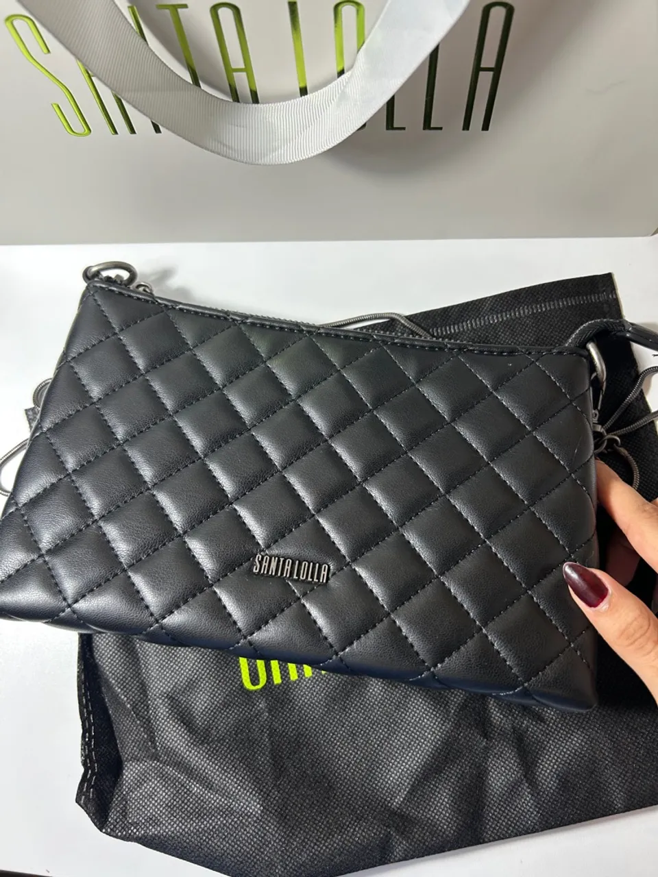 Bolsa Santa Lolla Matelassê Preta