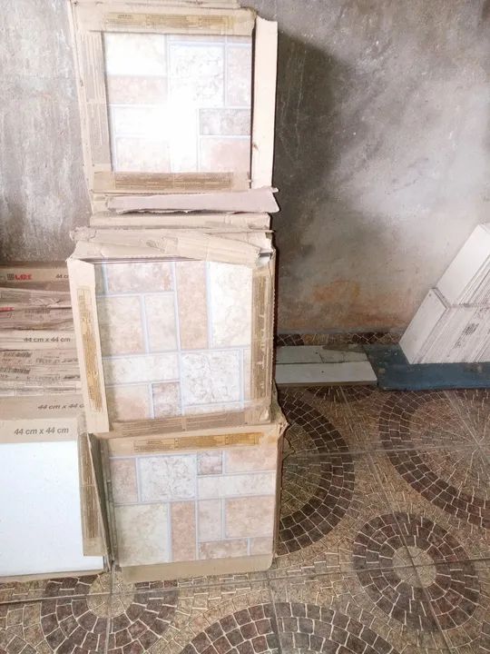 PISO 44X44 ANTIDERRAPANTE - Foto 5