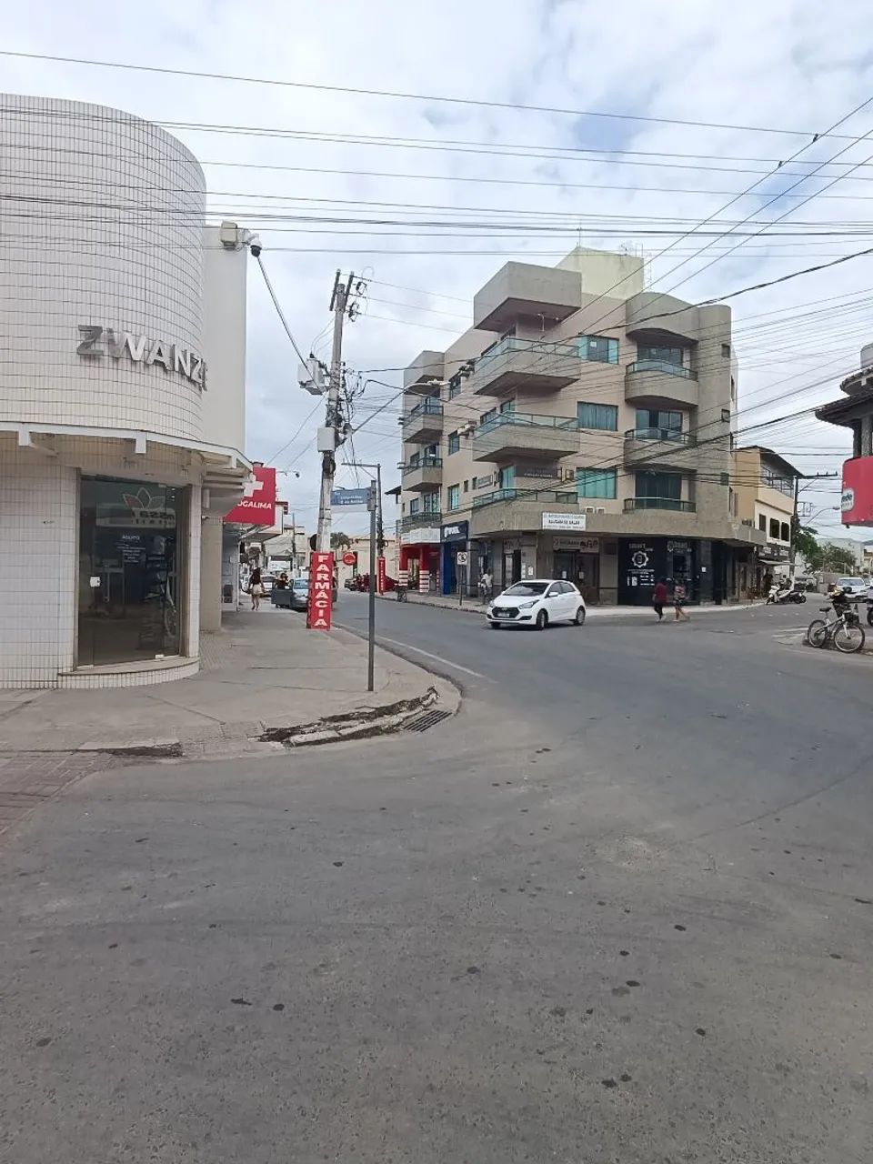 AP 138 M2 CENTRO DE ITAIPAVA MOBILIADO