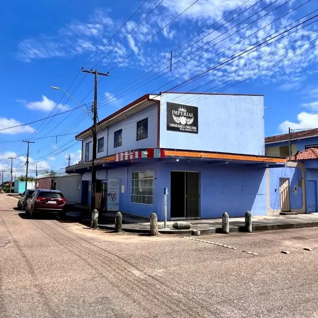 ALUGA-SE SALA COMERCIAL - LOCALIZAÇÃO PRIVILEGIADA!