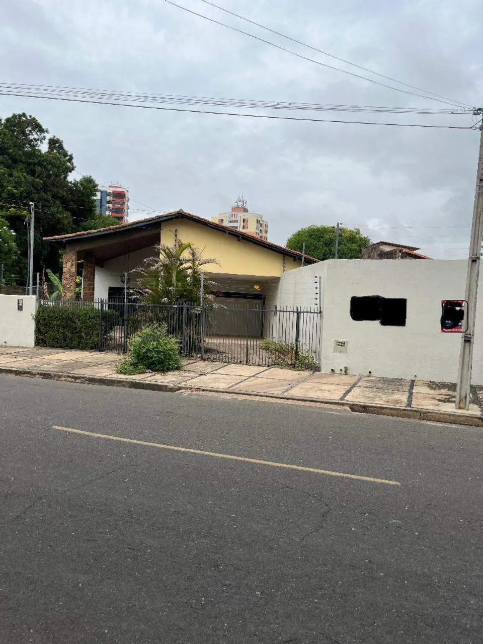 CASA COMERCIAL