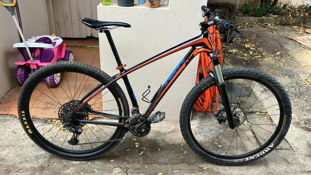 Bicicleta fibra de carbono 