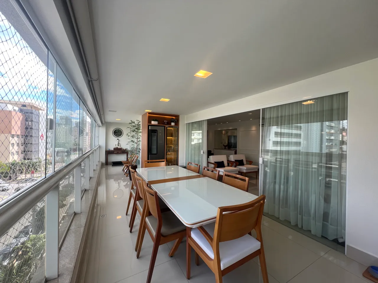 Apartamento para venda possui 168 metros quadrados com 3 quartos em Setor Oeste - Goiânia