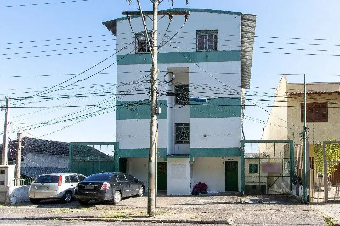 Prédio com 1063m², distribuídos em quatro pavimentos