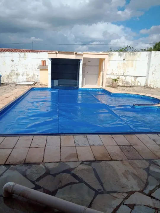 Cobertura térmica para sua piscina