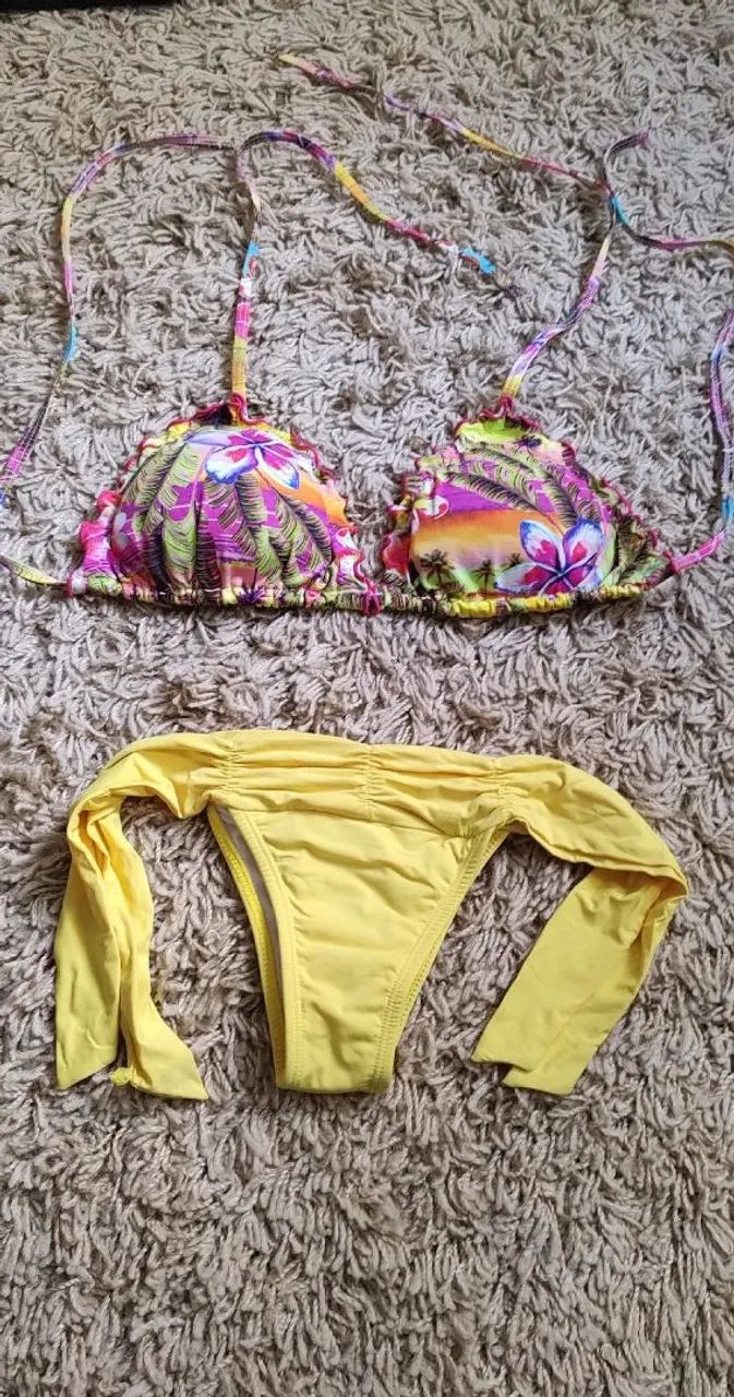 Conjunto biquíni tropical