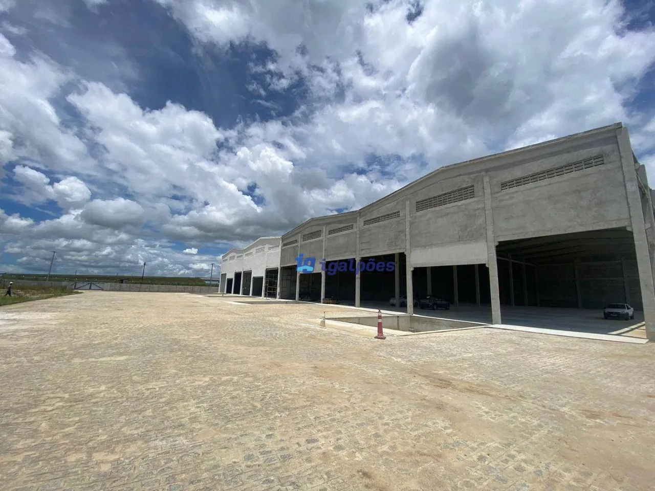Galpão Dentro de Condomínio com 3.000 m² em Goiana - PE