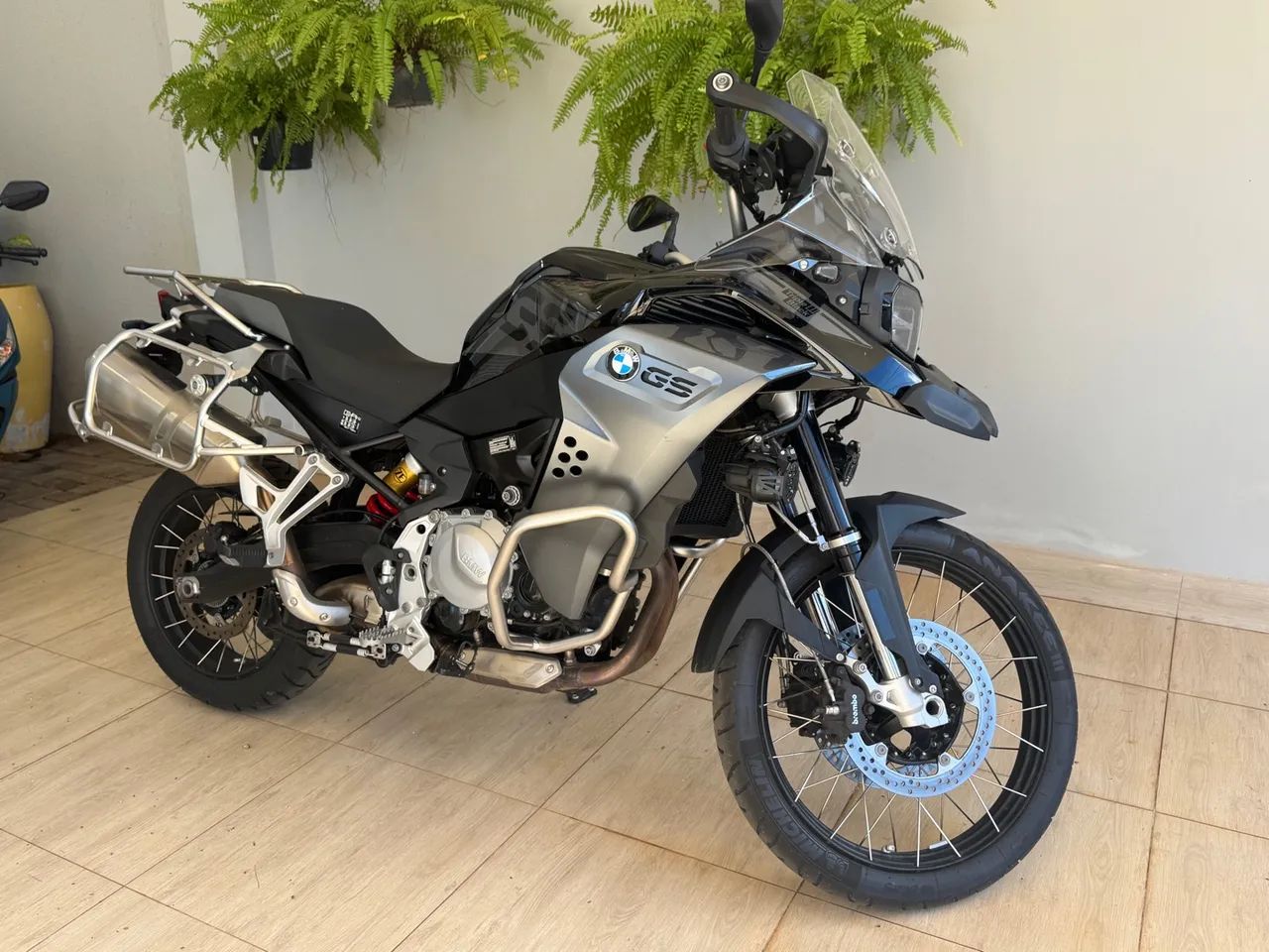 Bmw gs 850 - Foto 2