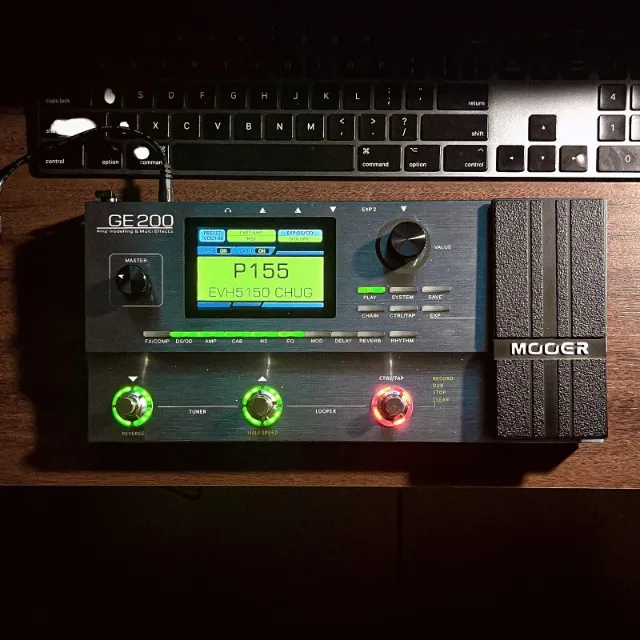 Mooer GE200