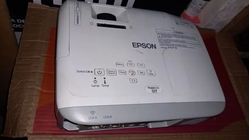 projetor epson + tela de projeção - Foto 3