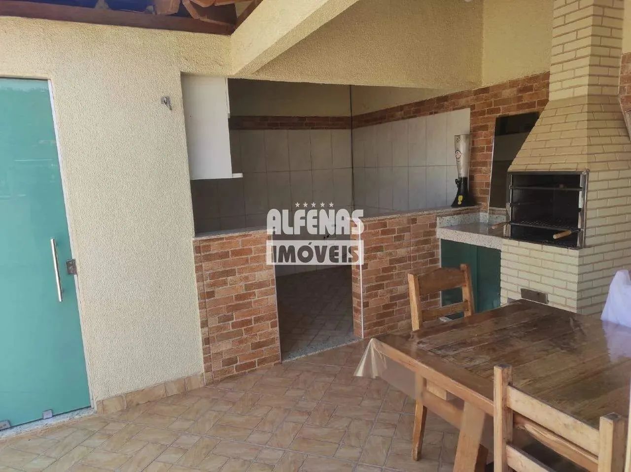 Prédio à venda 3 quartos no Bairro Independência