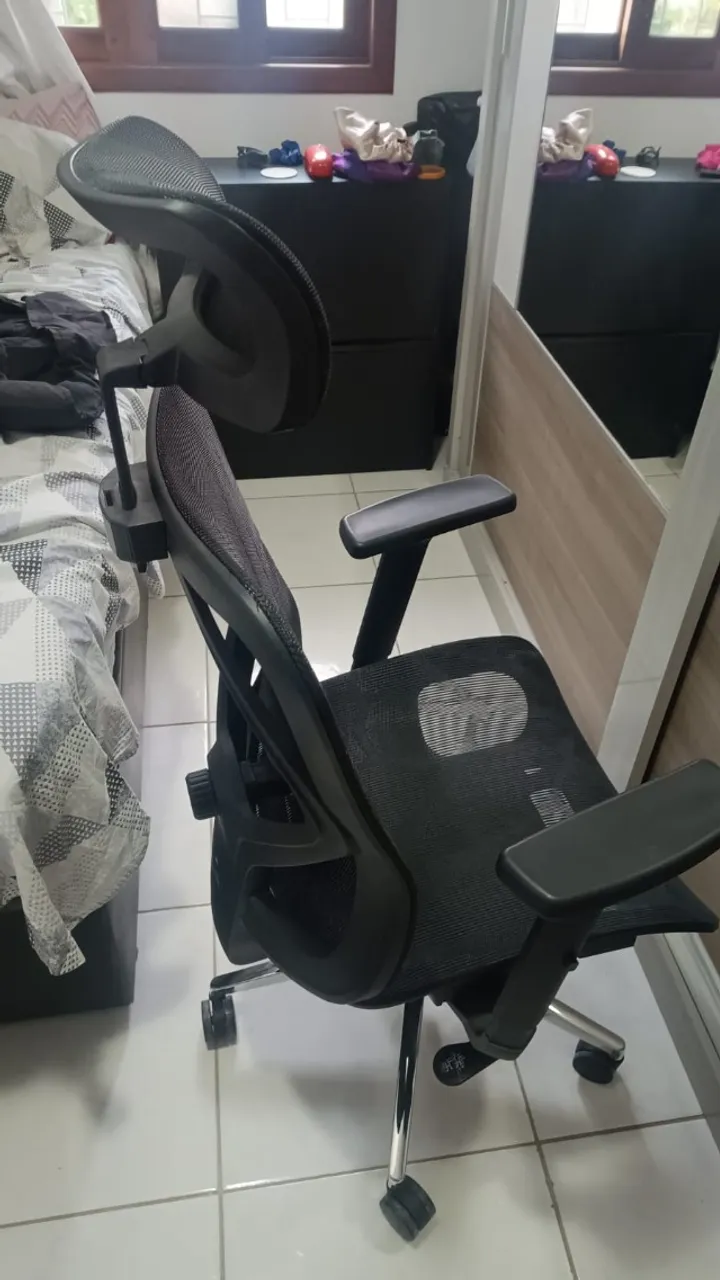 Cadeira de Escritório Dr. Office Ergo, Preta, Mesh