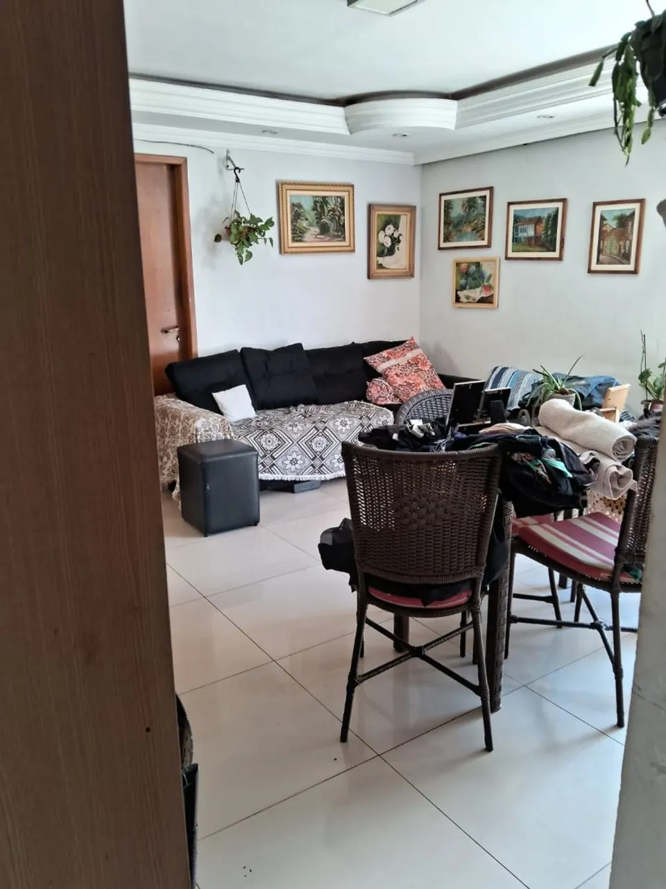 Apartamento três quartos no porcelanato