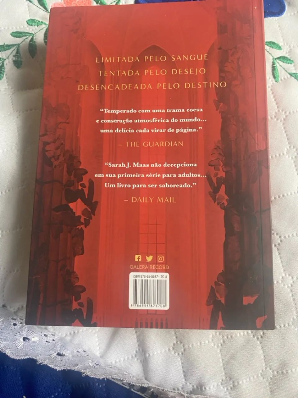 Cidade da Lua Crescente - Sarah J. Maas - Foto 2