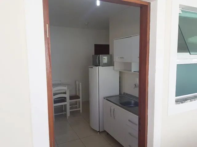alugo apartamento mobiliado para até 2 pessoas no Carianos - Foto 5