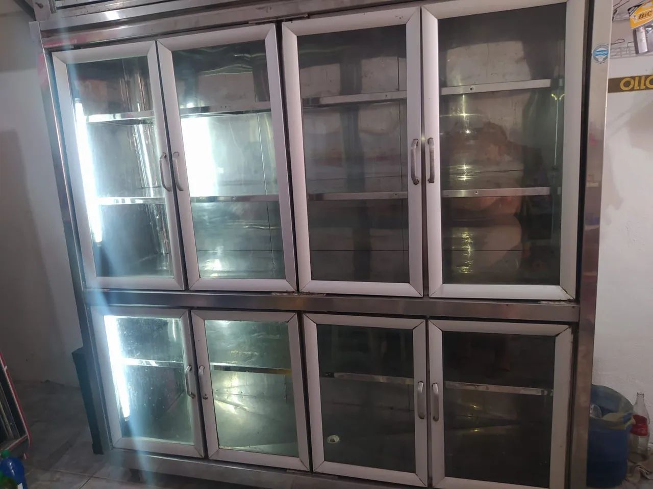 Vitrine Refrigerada em Aço Inoxidável