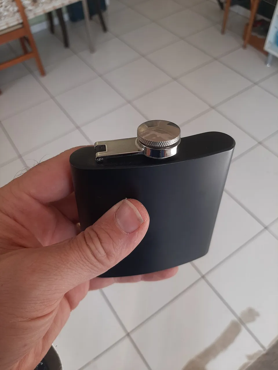 Cantil para Bebidas - nunca usado