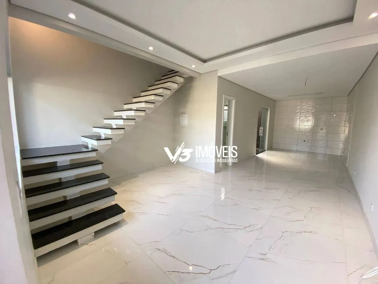 Sobrado com 2 dormitórios à venda, 84 m² por R$ 430.000,00 - Centro - Matinhos/PR