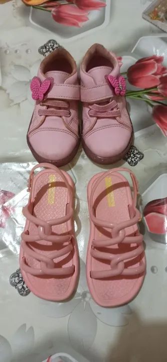 Sandália e Sapato Infantis - Rosa