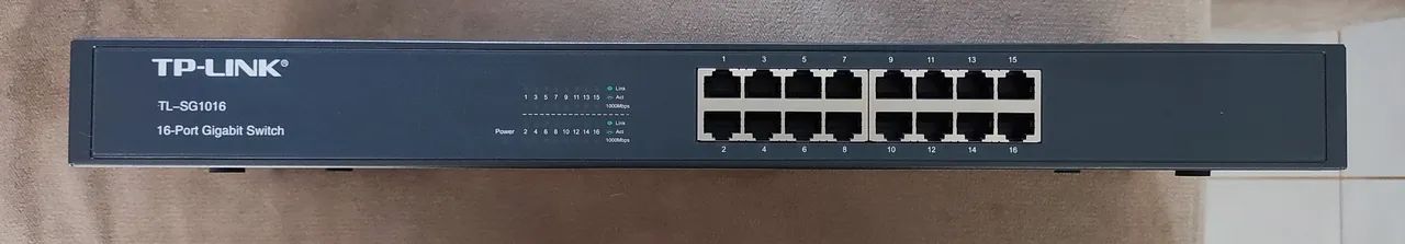 Switch TP-Link SG1016 16 Portas Gigabit