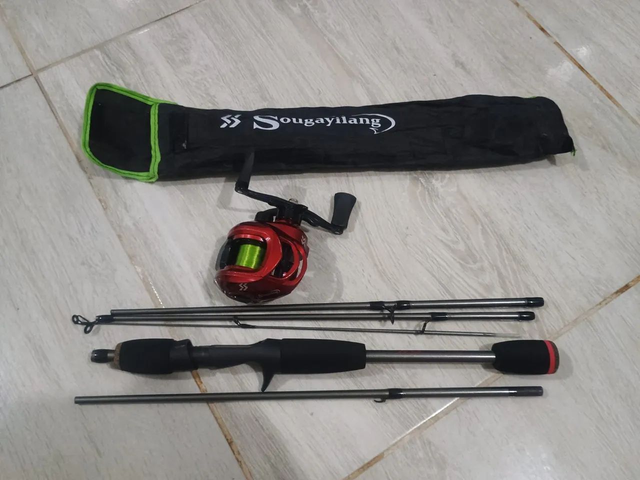 Vara e carretilha de pesca - Foto 2