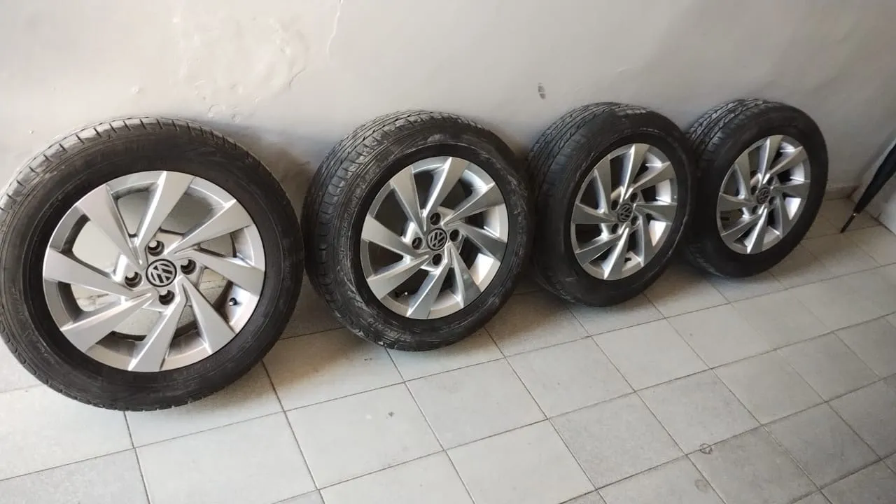 Jogo de Rodas Volkswagen Aro 14