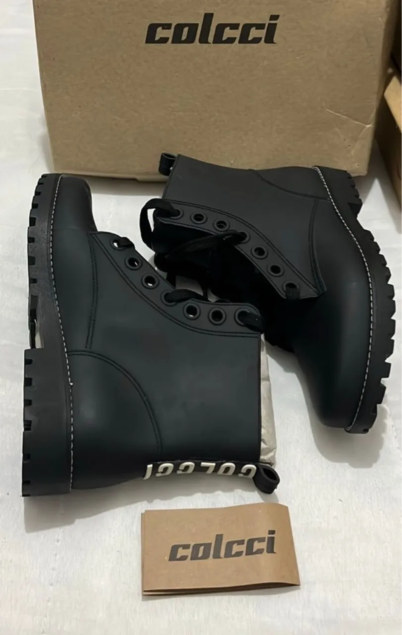 Bota Colcci Feminina Tratorada Preta