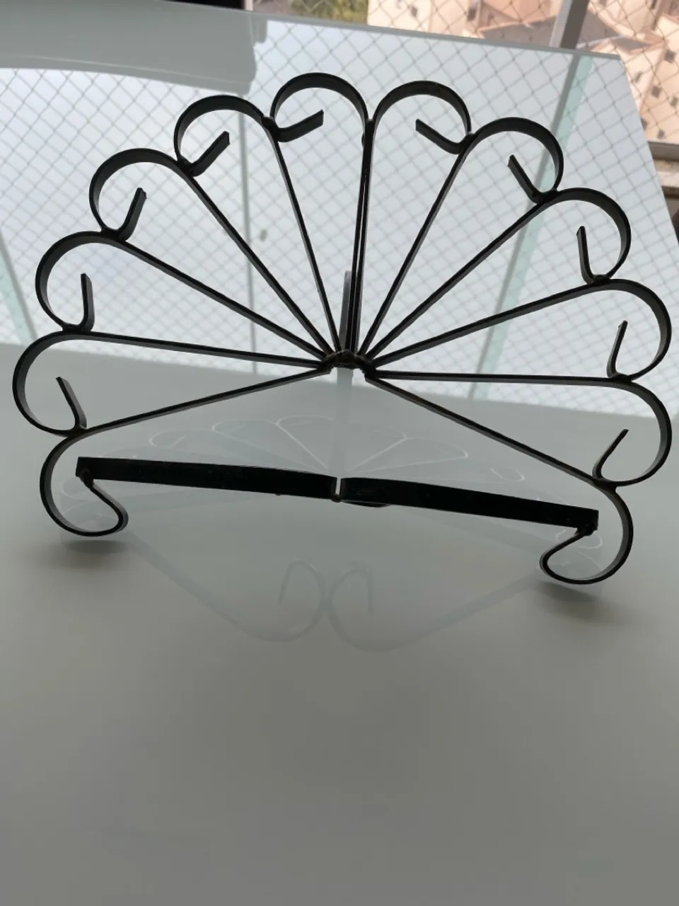 Porta Bíblia de ferro