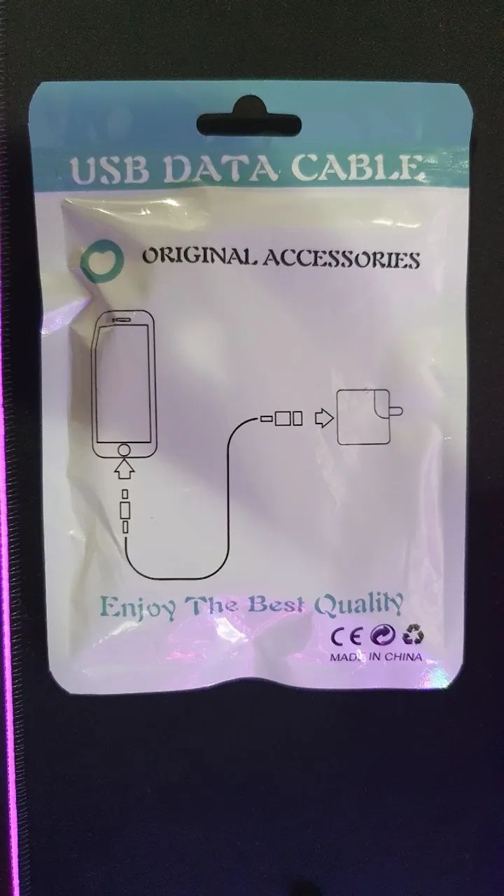 CHAVEIRO CARREGADOR COM 4 CANECTORES  - Foto 3