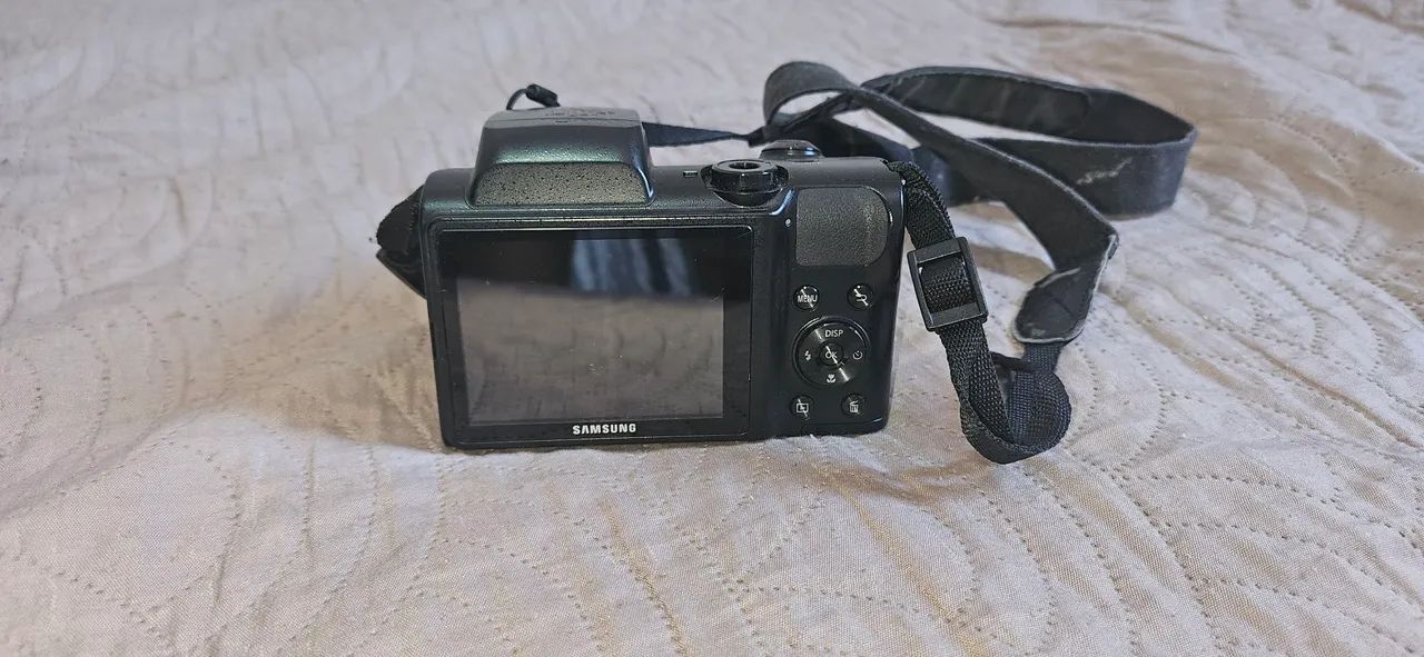 Câmera Samsung64318752334850121