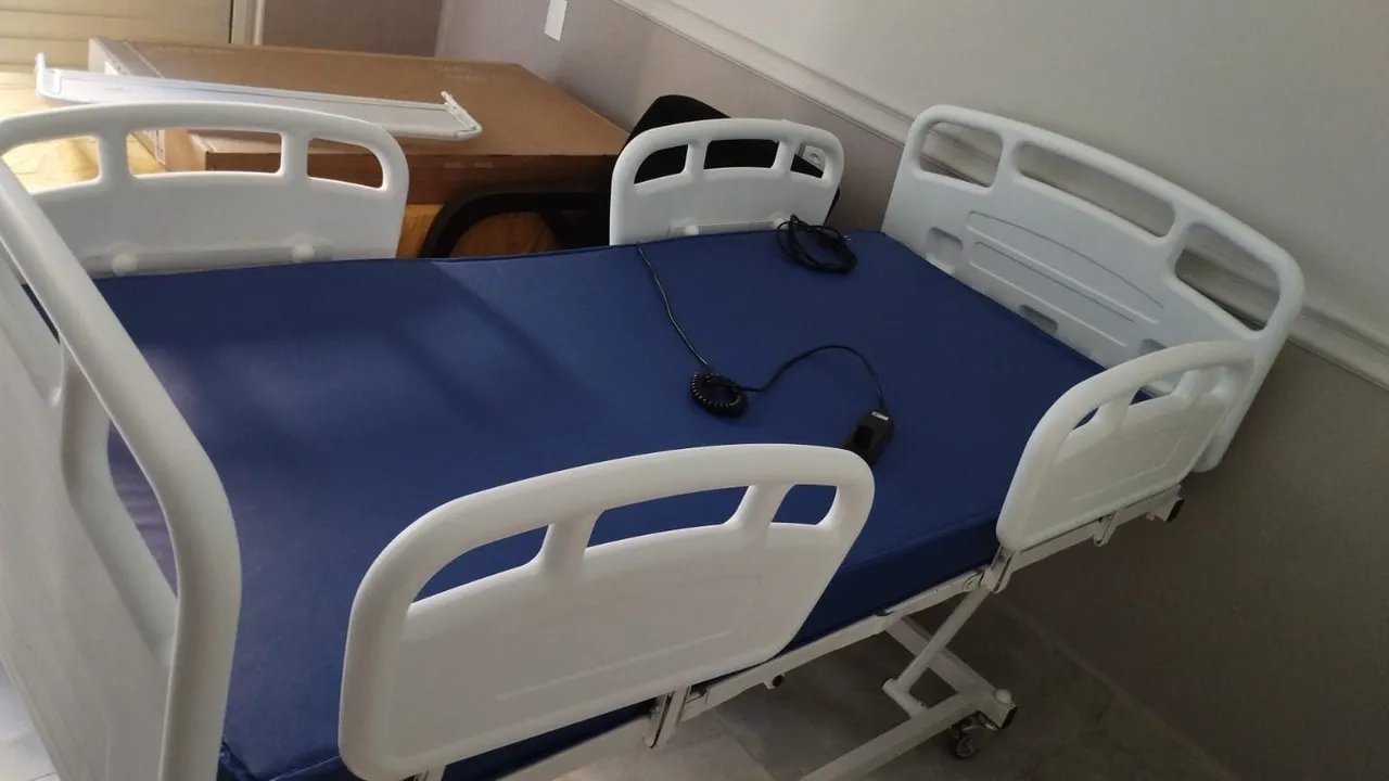 Cama Hospitalar Completa e Confortável