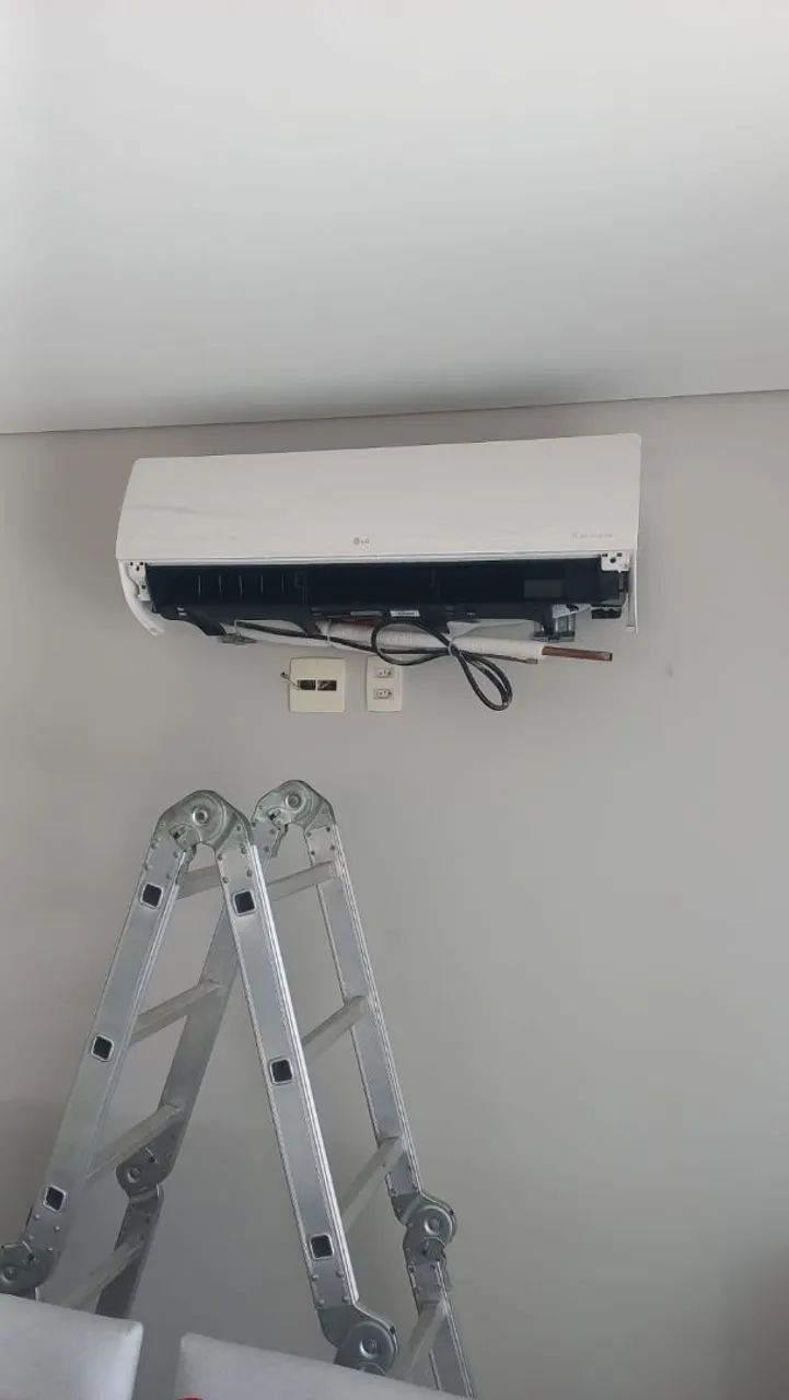 Manutenção & instalacao de ar condicionado 