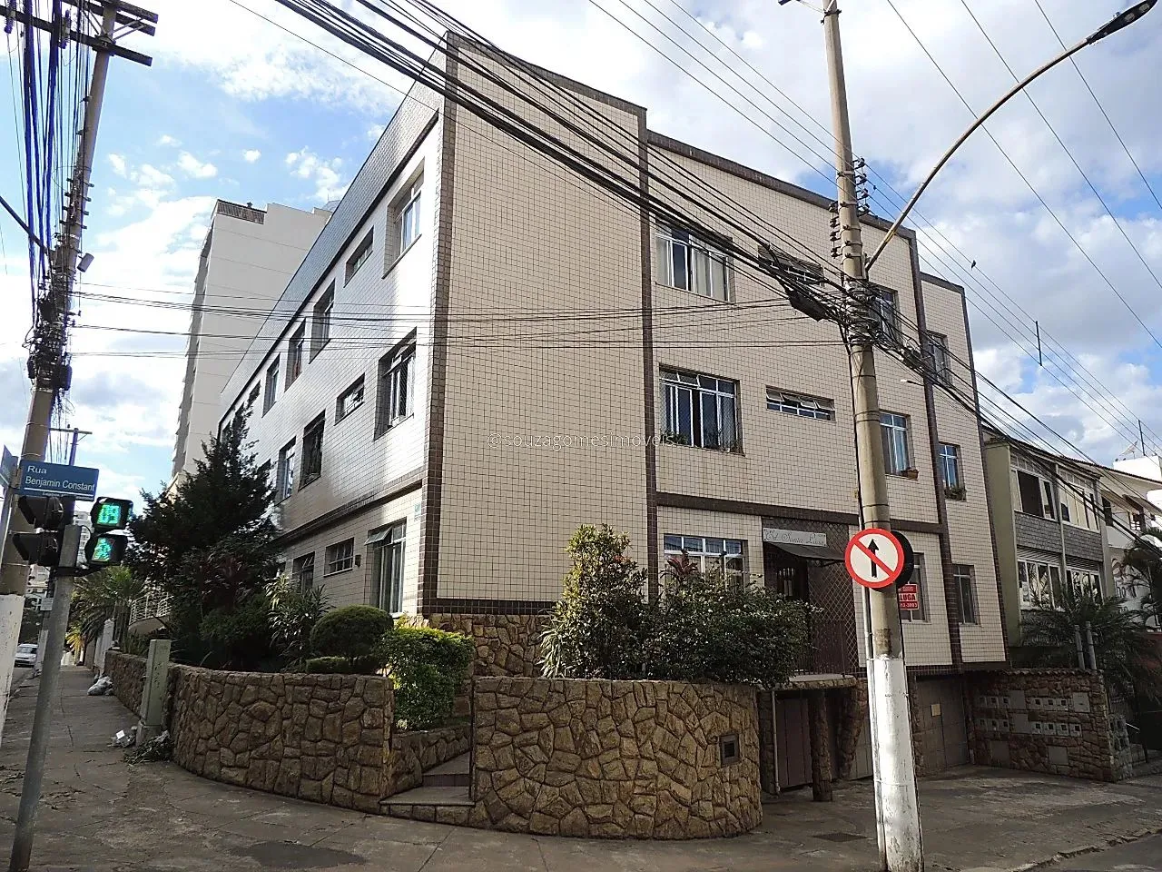 2 quartos bem localizado, no Santa Helena para locação
