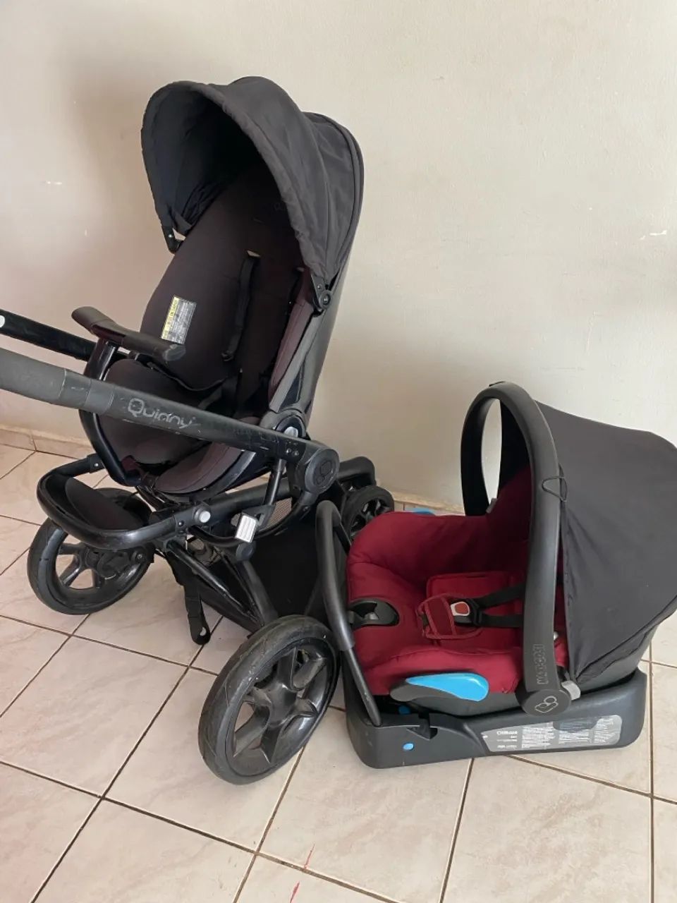 Carrinho de Bebê Quinny com bebê conforto - Foto 5