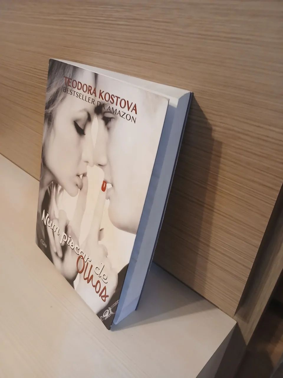Num piscar de olhos - livro - Foto 2